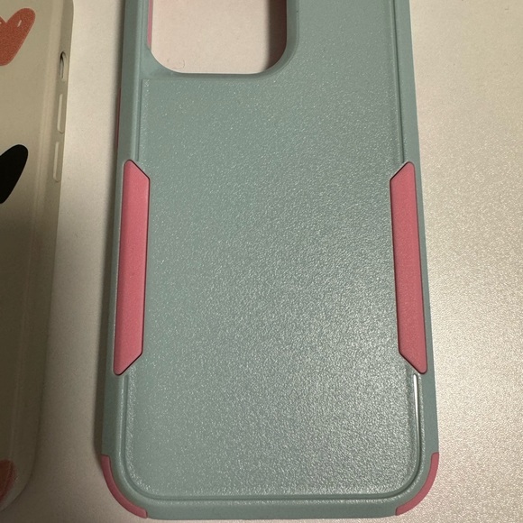 iPhone 13 Pro cases - Picture 7 of 8